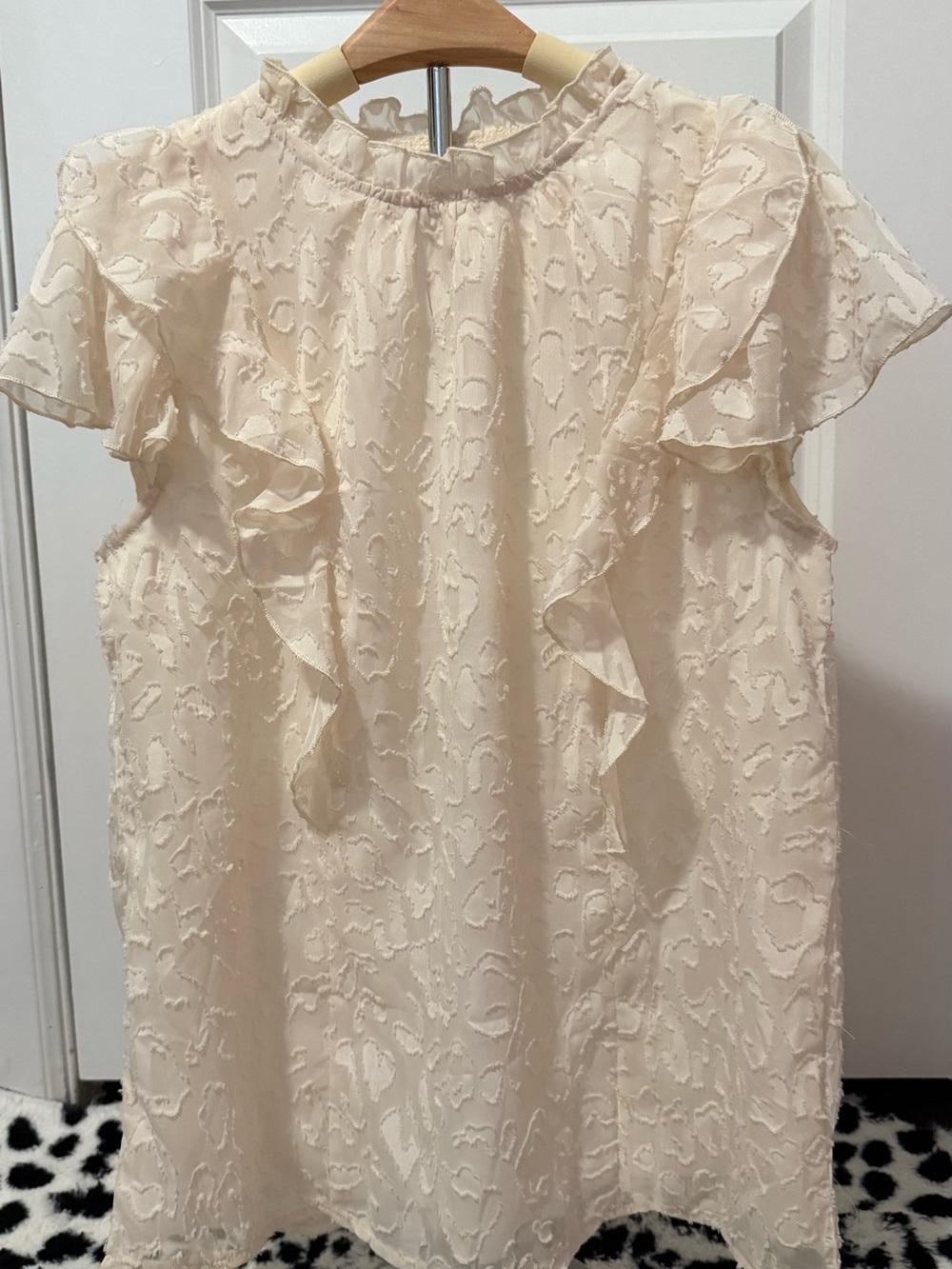 SHEIN Cream Ruffle Neck Sleeveless Blouse